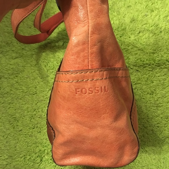 Clearance 🛍 Fossil handbag. - Picture 5 of 8